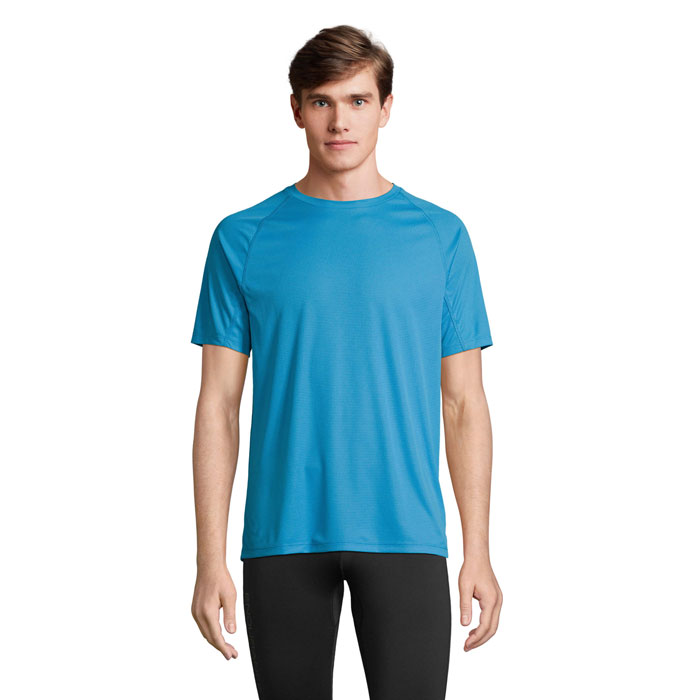 Raglan sports t-shirt with your logo